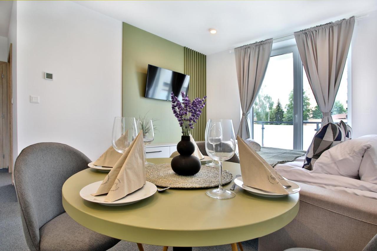 Home Apartments Liptov ลิฟตอฟสกีมิคูลาช ภายนอก รูปภาพ